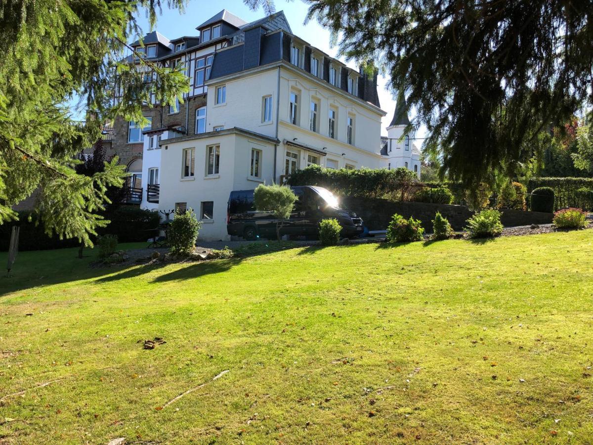 Villa Les Tamaris Spa Eksteriør billede